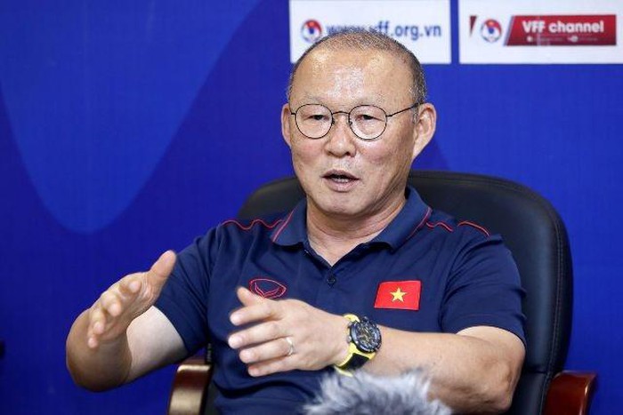 park hang seo đeo g-shock
